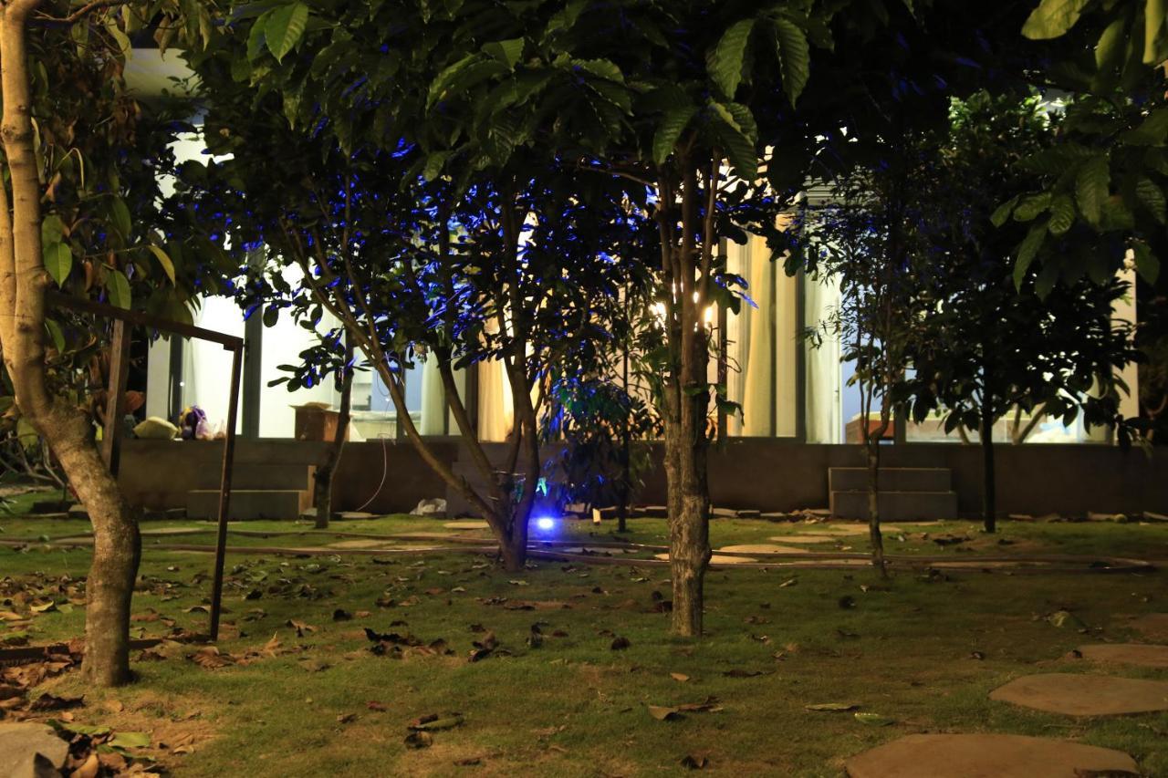 Homestay Vuon Trai Cay Nhiet Doi Vo Uu Garden เบ๋าลอก ภายนอก รูปภาพ