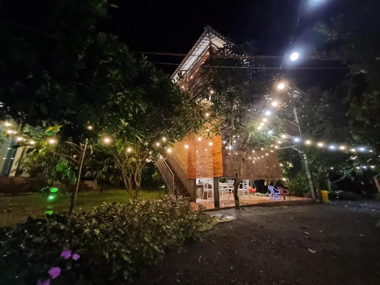 Homestay Vuon Trai Cay Nhiet Doi Vo Uu Garden เบ๋าลอก ภายนอก รูปภาพ